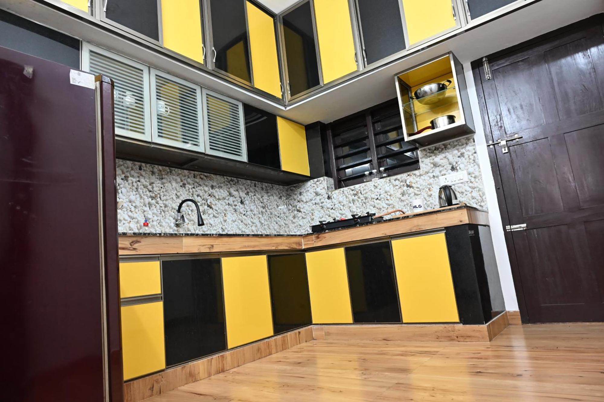 Elamkulam Penthouse - 3Bhk Ac With Kitchen - Kochi Apartment Chottanikara Exterior foto